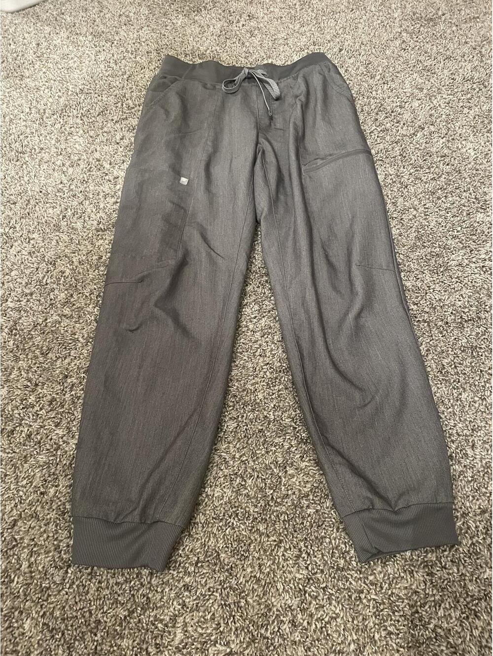 Fabletics‎ All shift 5 Pocket Jogger Heather Gray